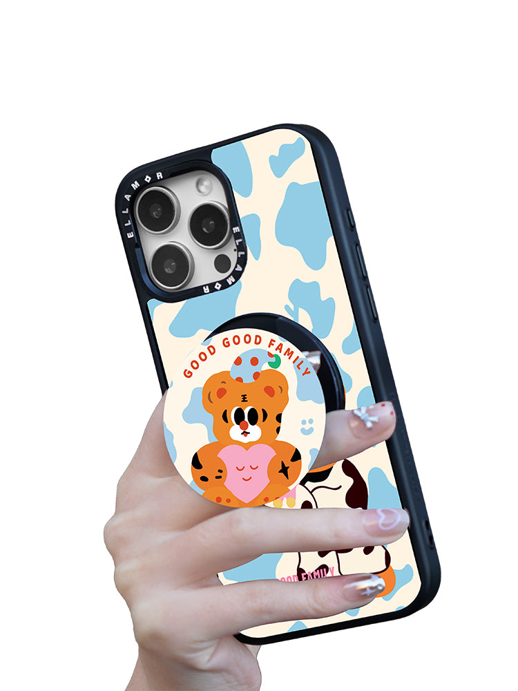 Tiger Baby Holiday